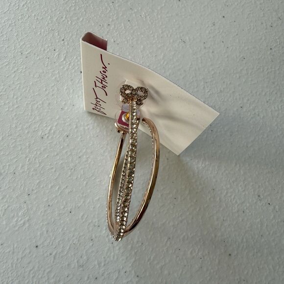 NWT betsey johnson gold tone crystal hoop earrings - Picture 3 of 4